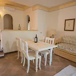 Apartament Il Giardino Degli Oleandri Bilo 4 - Happy *